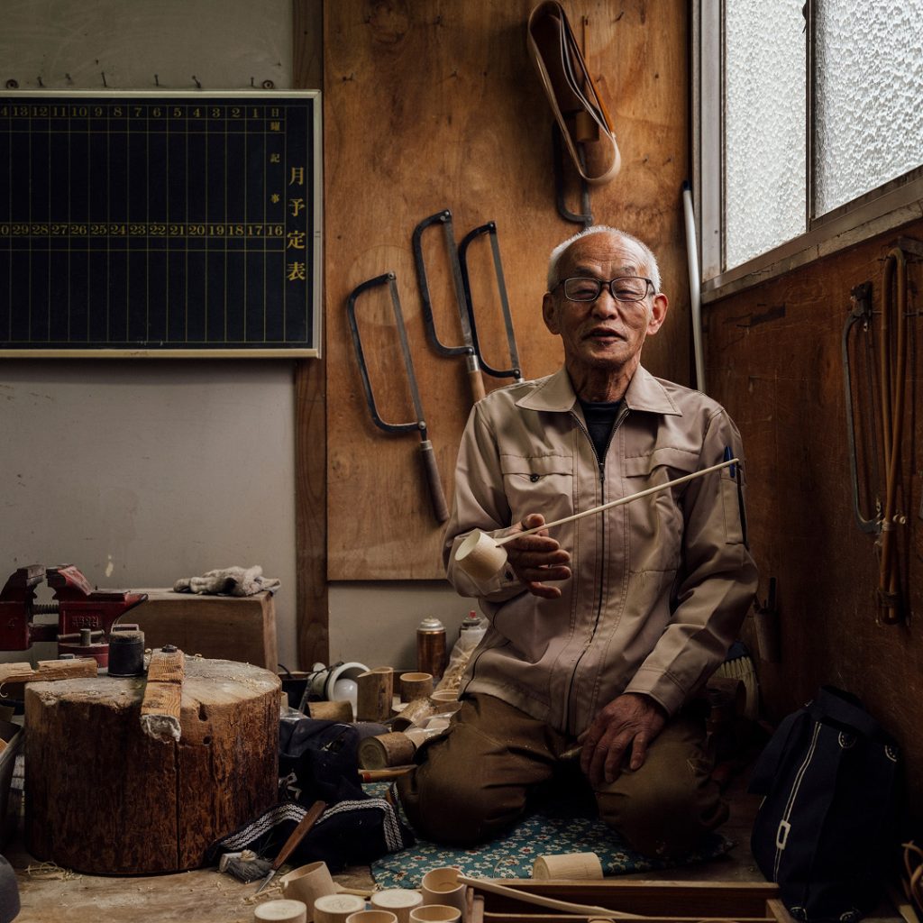 agobay mt 0041 bamboo artisans 30 header mobile movie